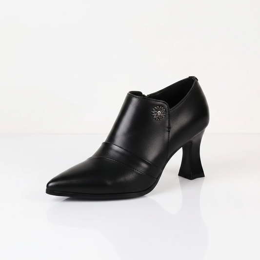 Ankle Boot Valentina Noir — fundo branco, foto principal